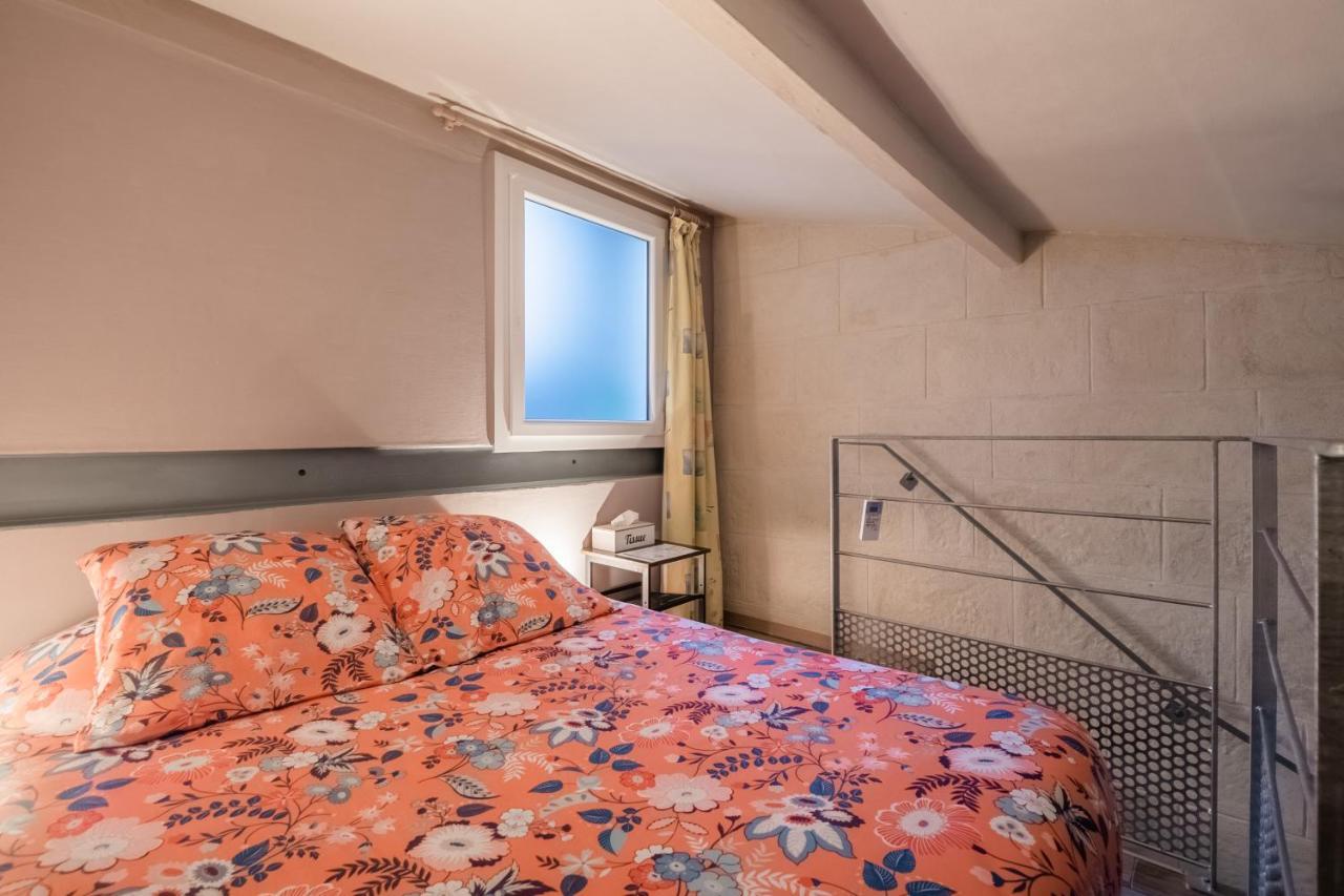 Studio En Duplex-Aircon-Terrasse-Parking-Calme 波尔多 外观 照片